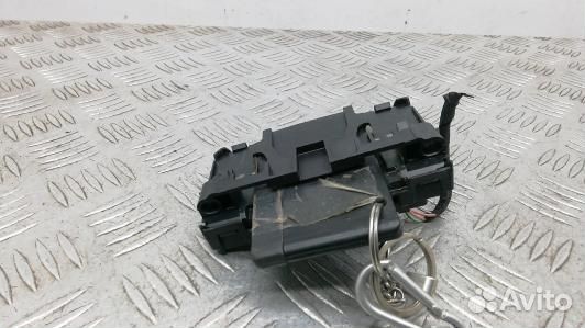 Картоприемник renault scenic 2 (8LV09QK01)