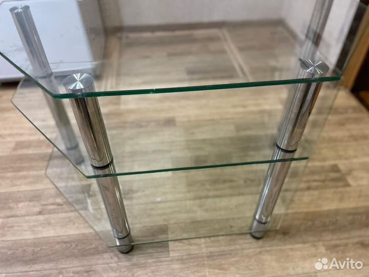 Стол под телевизор