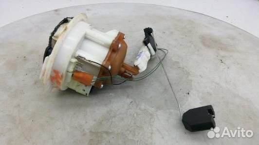 Насос топливный электрический audi Q7 (76F03M701)