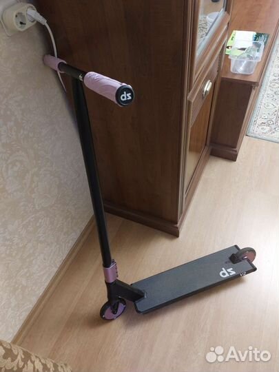 Трюковой самокат