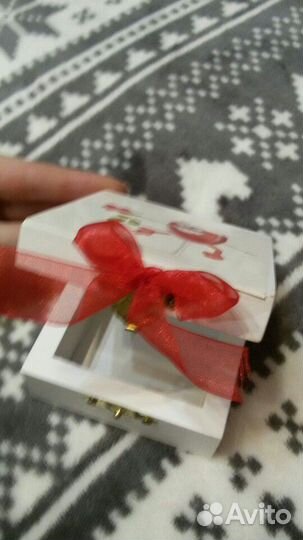 Шкатулка деревянная для украшений