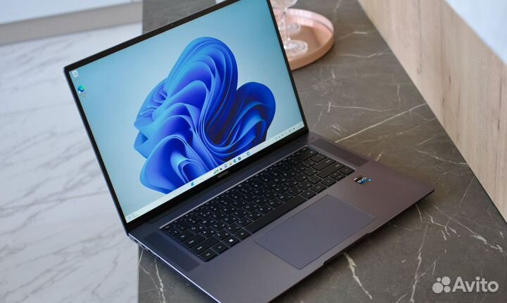 Huawei matebook 16s