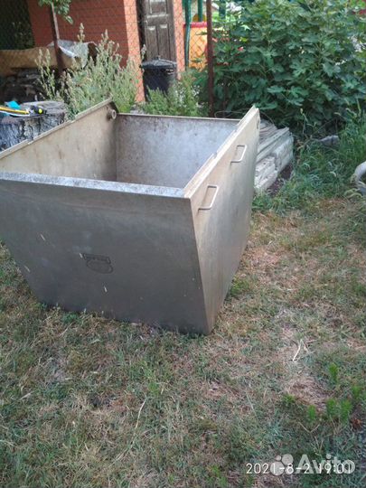 Емкость из пищевой нержавеющей стали