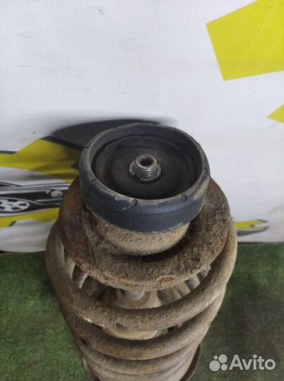 Стойка передняя правая Audi 80 B3 2.0 1990