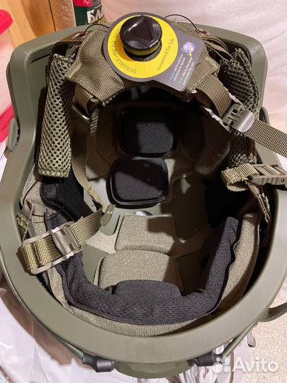 Шлем военный тактический