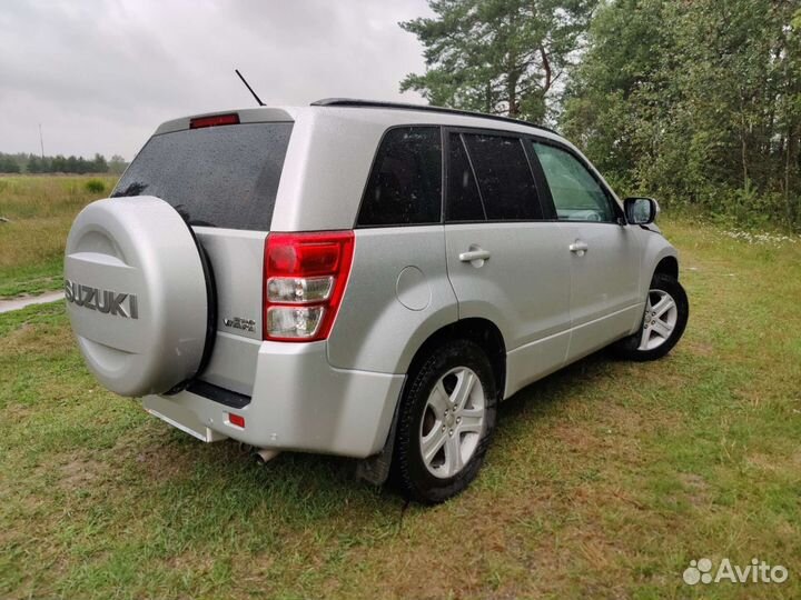Suzuki Grand Vitara 2.0 AT, 2011, 184 000 км