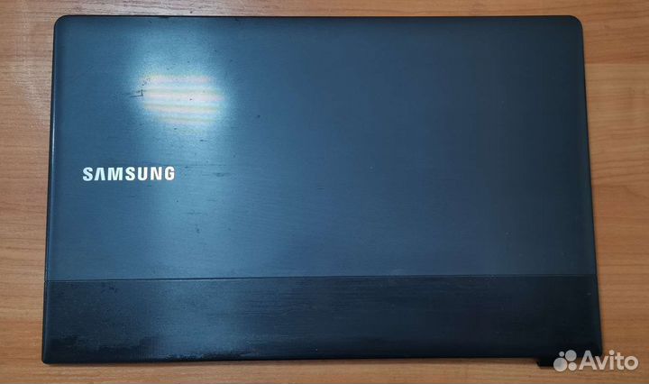 Крышка матрицы (экрана) для Samsung NP300*, NP305*