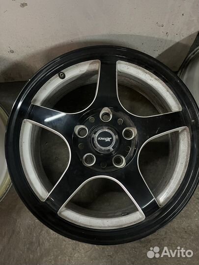 Литые диски r16 5x114.3