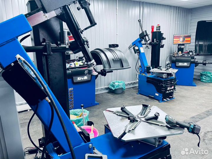 Compasal Blazer UHP II 275/45 R20 110Y