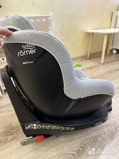 Britax romer dualfix m i size