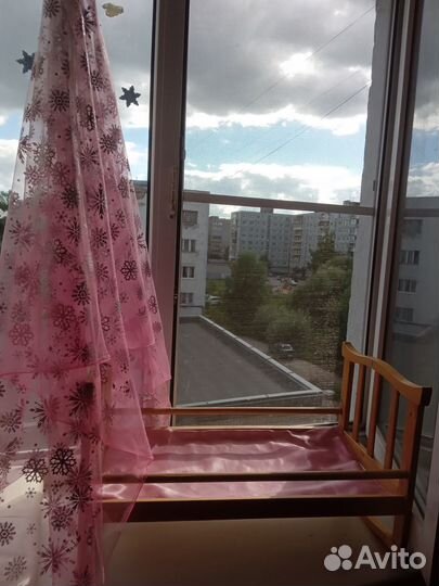 Кроватка-люлька для куклы деревянная