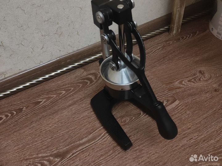 Соковыжималка для цитрусовых