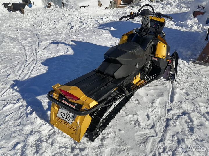 SKI-DOO 800