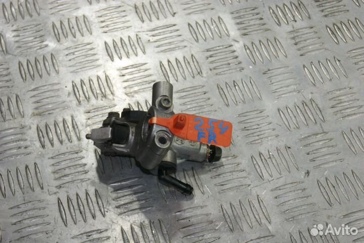 Машинка тормозная передняя Yamaha TDM850-1