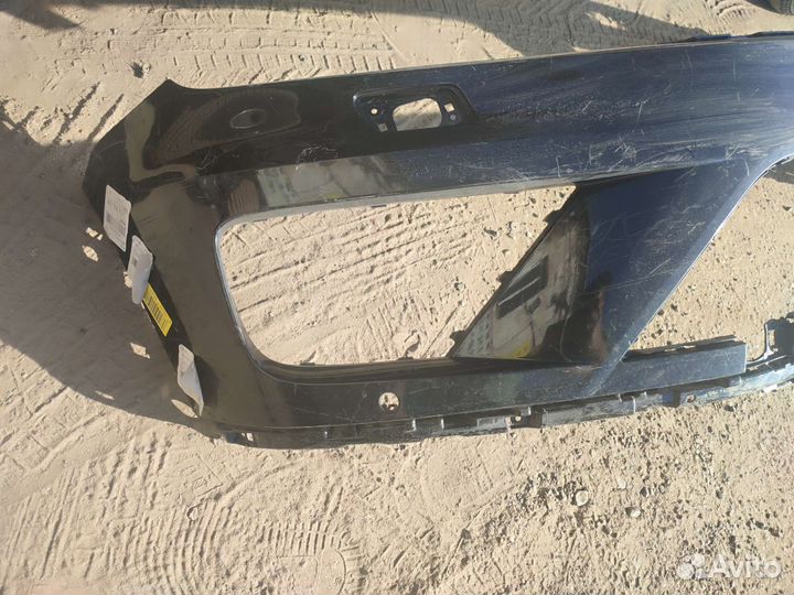 Бампер передний Volkswagen Touareg 2010-2018