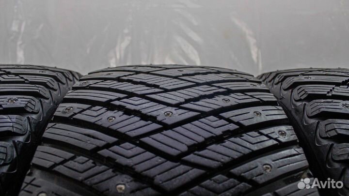 Goodyear UltraGrip Ice Arctic SUV 265/50 R19 110T