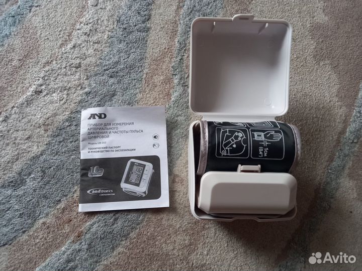 Тонометр автоматический AND UB-202