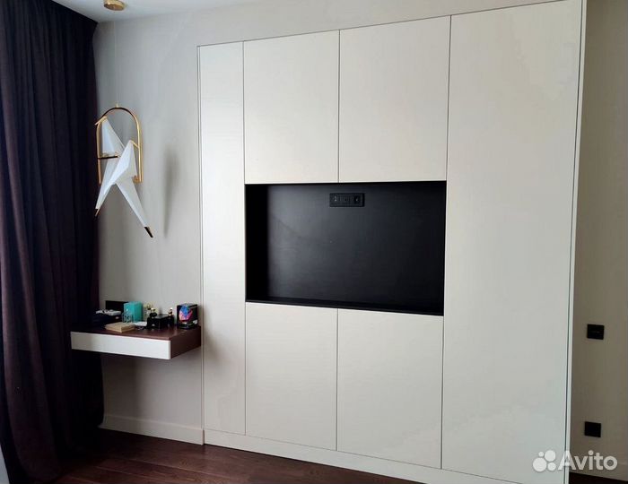 L7Y9E0 Шкаф распашной