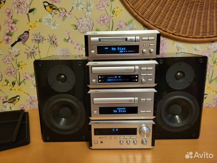 Музыкальный центр Yamaha