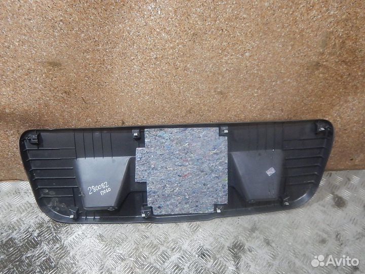 Обшивка крышки багажника, Volkswagen (Фольксваген)