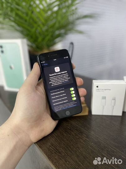 iPhone SE (2020), 64 ГБ