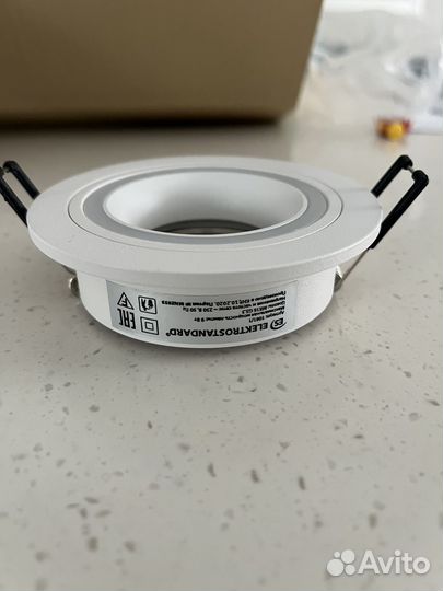 Светильник потолочный встраиваемый