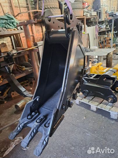 Зуб ковш экскаватора квик каплер