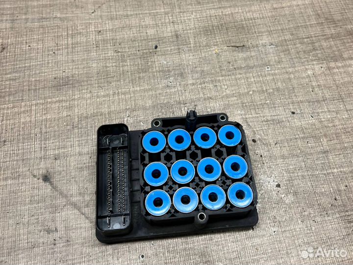 Блок абс, R33XK12638 Mercedes-Benz C W203 2000-2007 года