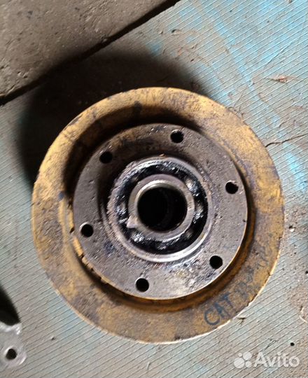 Шкив ременного привода CAT 3304