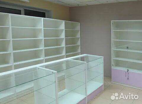 Стеллажи и прилавки новые