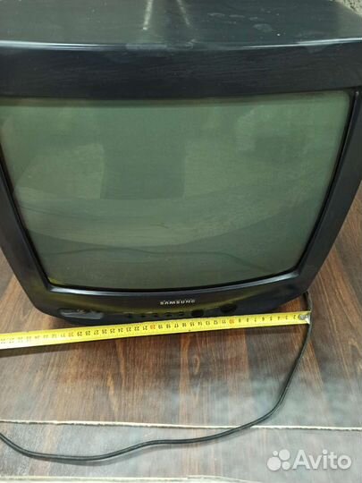 Телевизор samsung