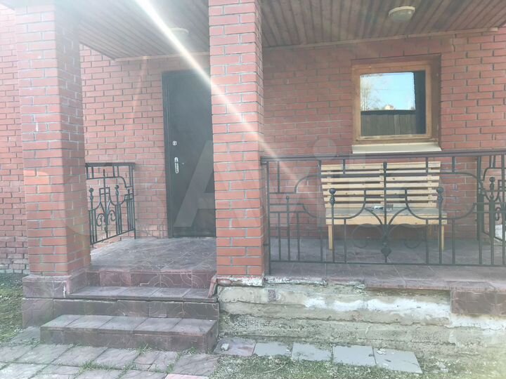 Дом 215 м² на участке 18,6 сот.