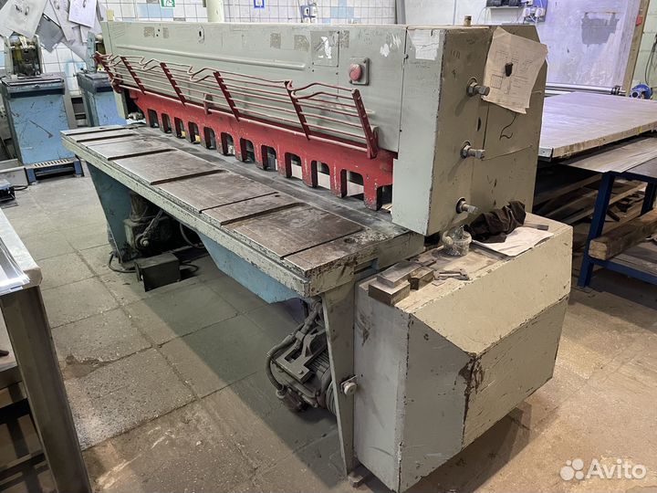 Гильотина по металлу нк 3418 2200 мм до 7 мм