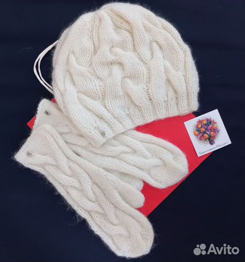 Комплект:шапка варежки