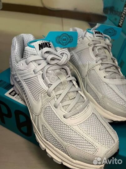 Nike Zoom vomero 5 серые Оригинал