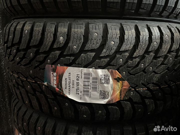 Nokian Tyres Hakkapeliitta 9 SUV 275/45 R21 и 315/40 R21 111T