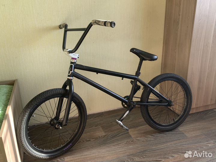 Велосипед bmx трюковой