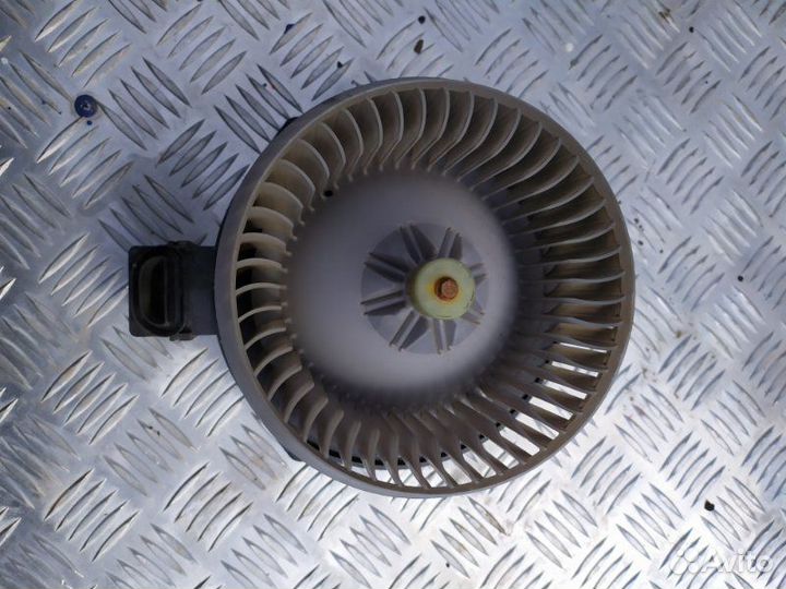 Мотор печки Toyota Rav4 ZSA42 2.0 3ZR-FE 2016