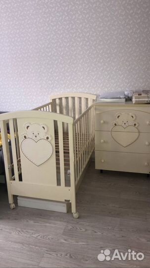 Комлект детская кроватка и комод Erbesi