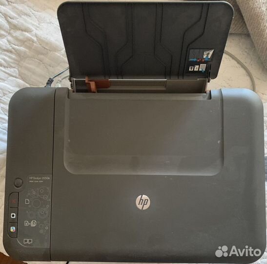 Принтер HP Deskjet 2050A