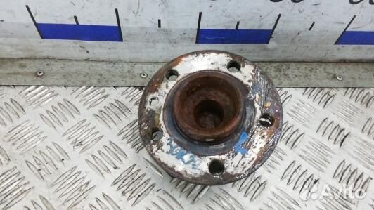 Ступица задняя левая volvo V60 1 (3UK20LZ01)