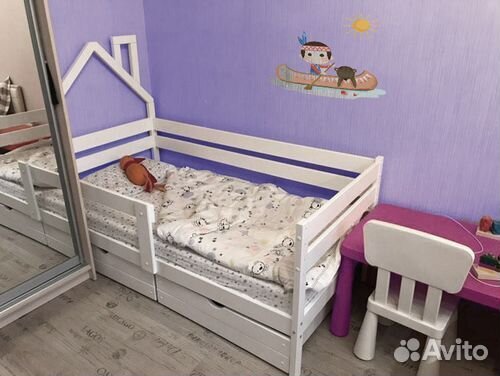 Софа из массива от 2х лет с бортиком Домик