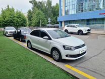 Volkswagen Polo 1.6 MT, 2015, 310 000 км, с пробегом, цена 680 000 руб.