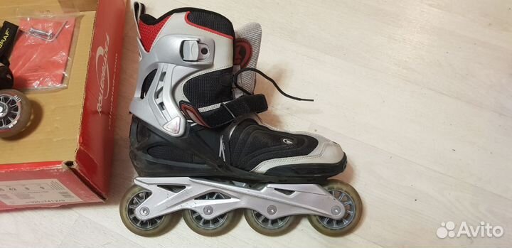 Роликовые коньки