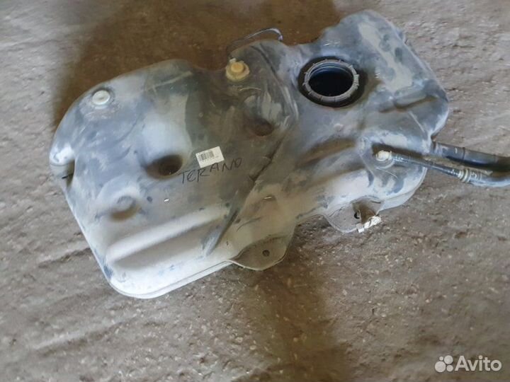 Топливный бак Nissan Terrano F4RE410 2016