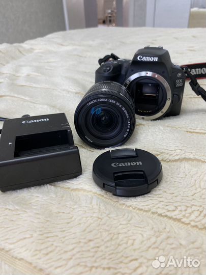 Зеркальный фотоаппарат canon eos 200d