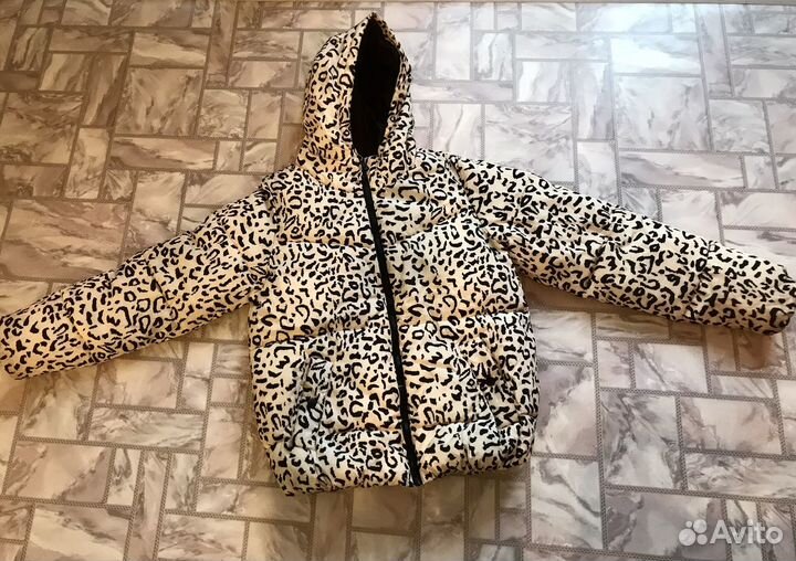 Куртка женская новая 36 размер