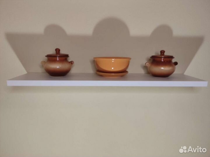 Полка настенная белая