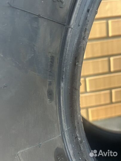 Maxxis Razr AT 37/12.5 R17