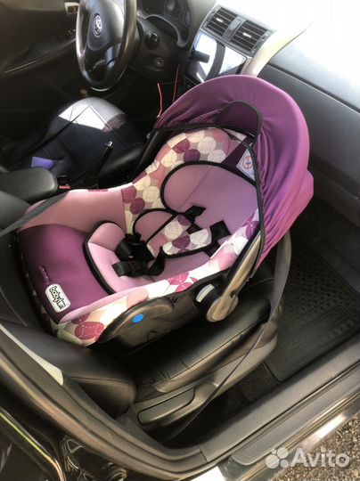 Автомобильное кресло babyton